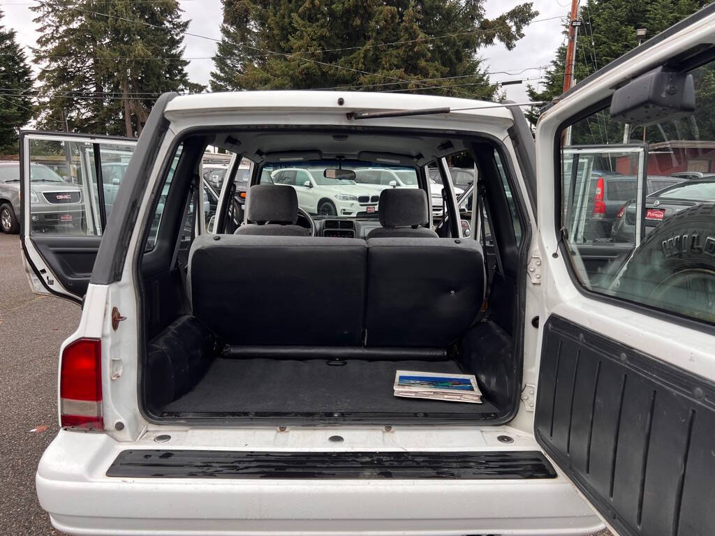 1997 Geo Tracker for sale at PLATINUM AUTO SALES INC in Lacey, WA