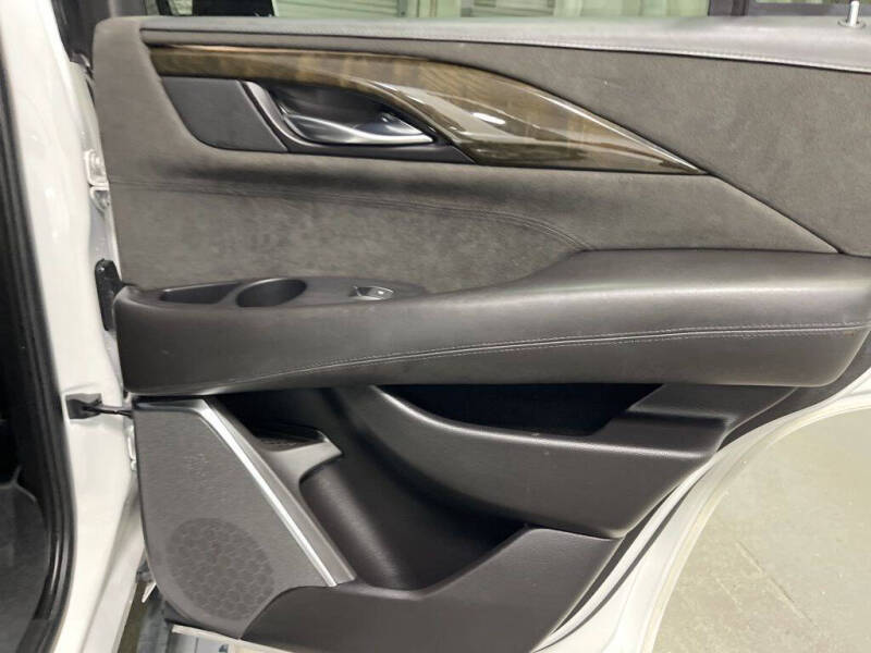 2019 Cadillac Escalade Platinum