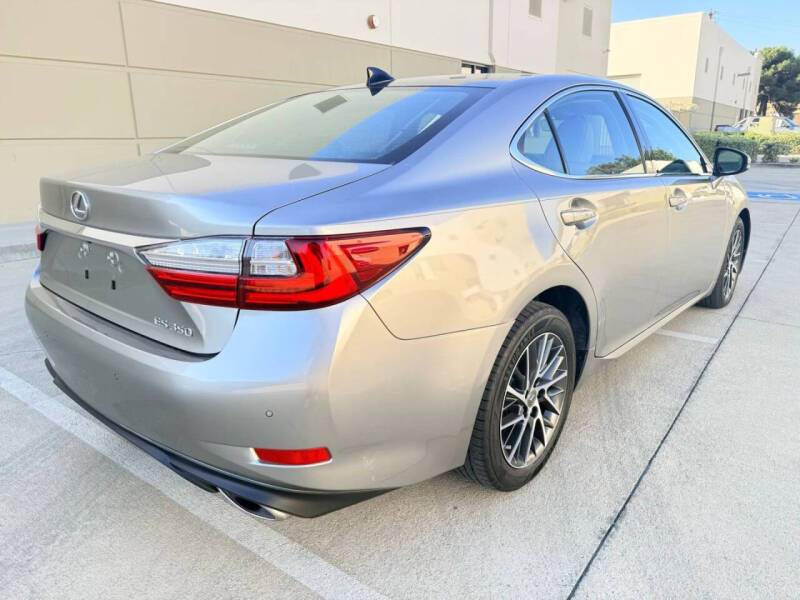 2017 Lexus ES 350