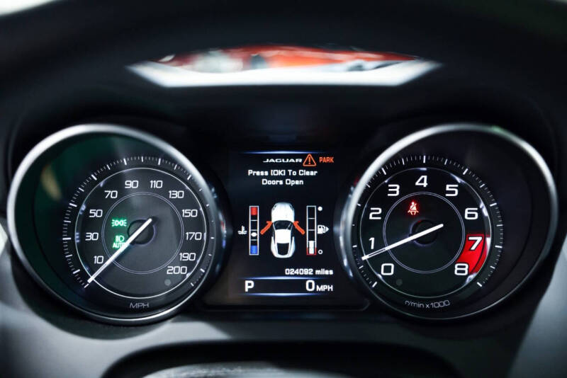 2015 Jaguar F-TYPE R