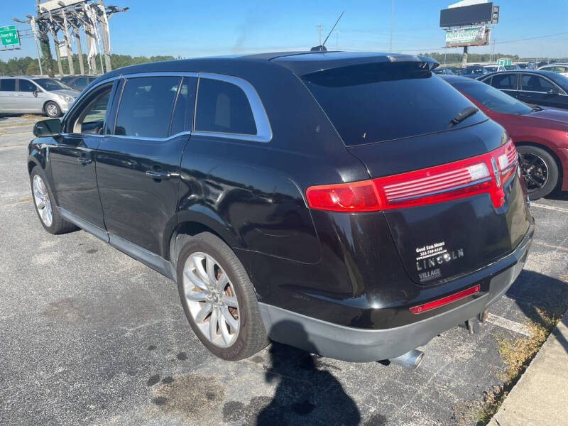 2011 Lincoln MKT