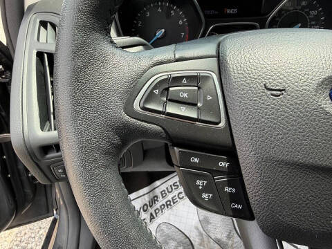 2017 Ford Focus SEL