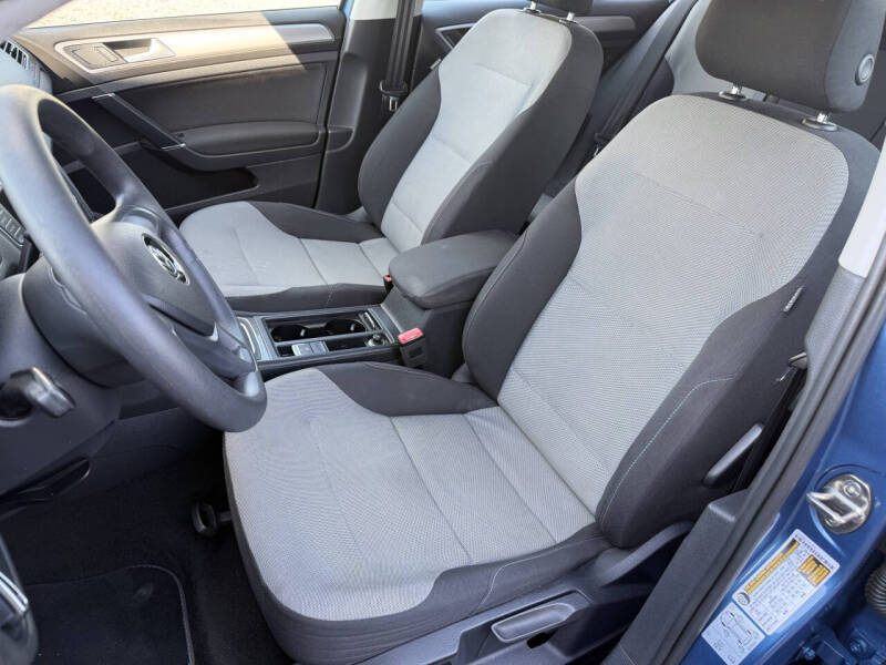 2016 Volkswagen e-Golf SE