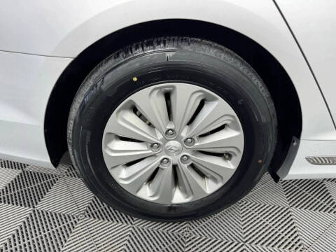 2016 Hyundai Sonata Hybrid SE