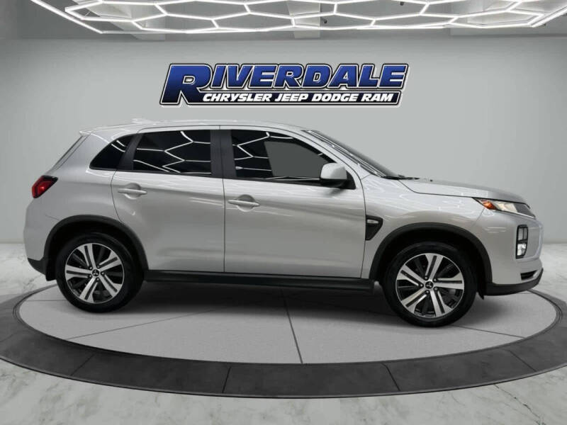 2024 Mitsubishi Outlander Sport ES