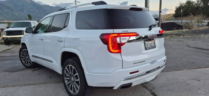 2020 GMC Acadia Denali