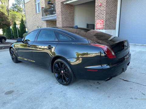 2013 Jaguar XJL Portfolio