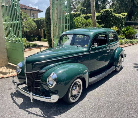 1940 Ford Deluxe