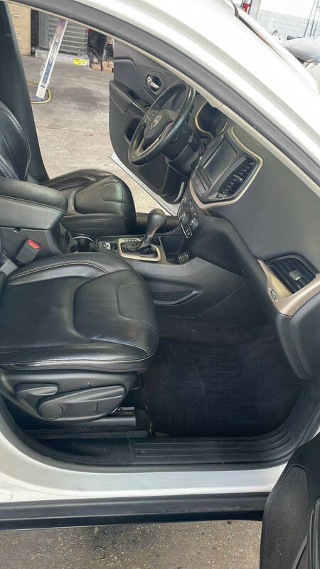 2017 Jeep Cherokee High Altitude