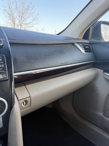 2014 Toyota Camry XLE V6