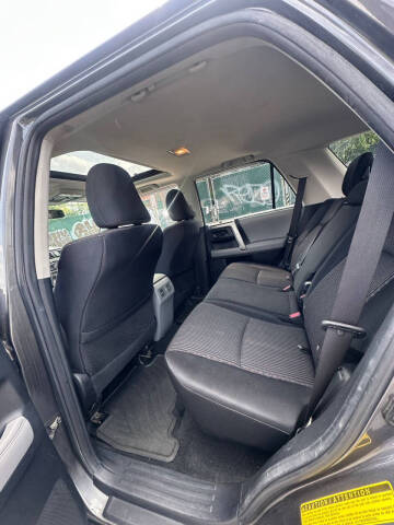 2013 Toyota 4Runner SR5