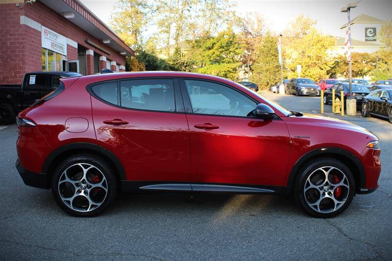 2024 Alfa Romeo Tonale Hybrid Veloce