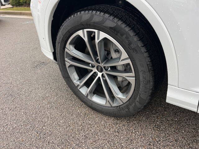 2026 Audi Q7 quattro Premium 45 TFSI