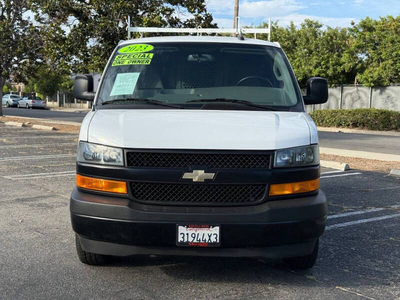 2023 Chevrolet Express 2500