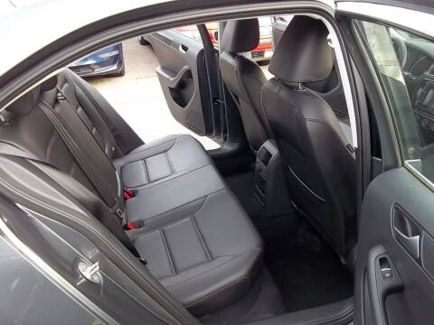 2017 Volkswagen Jetta 1.8T SEL Premium