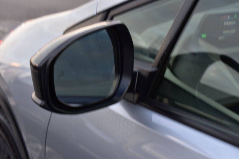 2023 Toyota Prius LE