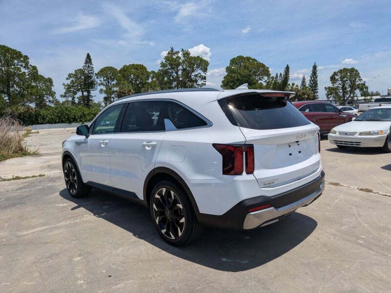 2024 Kia Sorento EX