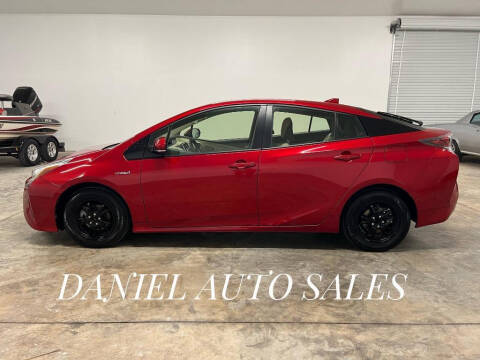 2017 Toyota Prius for sale at Daniel Used Auto Sales in Dallas GA