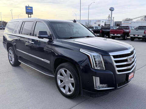 2017 Cadillac Escalade ESV Luxury