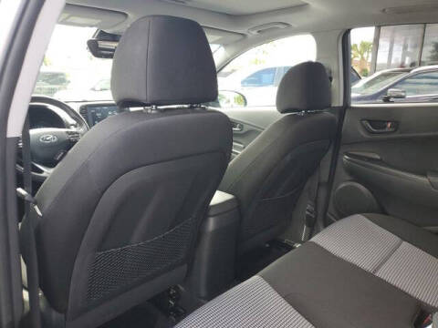 2021 Hyundai Kona SEL Plus