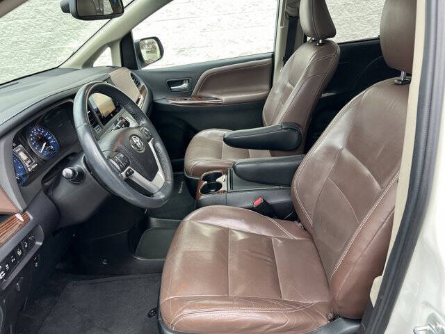 2015 Toyota Sienna