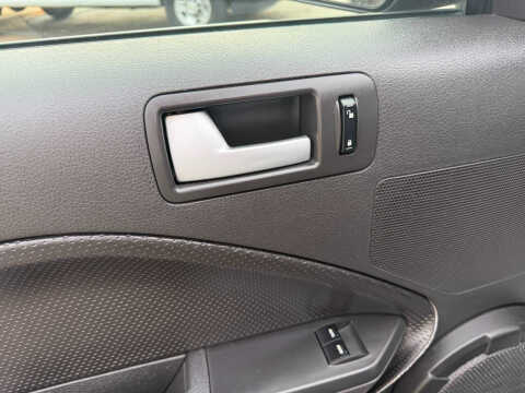 2008 Ford Mustang GT Deluxe