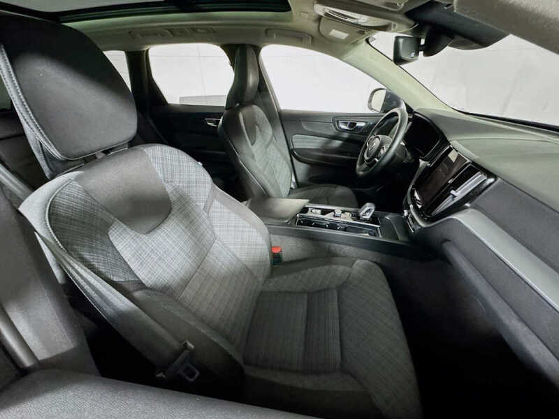 2023 Volvo XC60 B5 Core