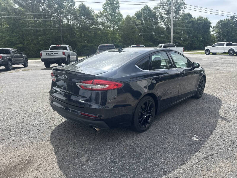 2020 Ford Fusion SE