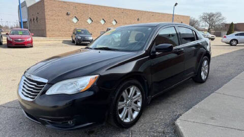 2012 Chrysler 200 for sale at Xtreme Auto Sales LLC in Chesterfield MI