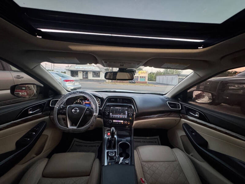 2017 Nissan Maxima Platinum