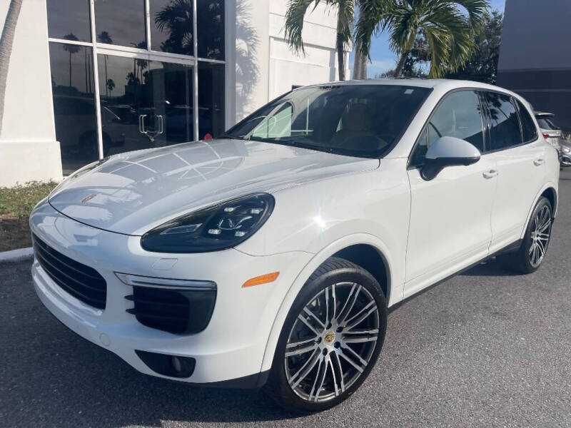 2018 Porsche Cayenne Platinum Edition
