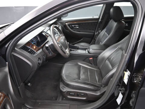2019 Ford Taurus Limited