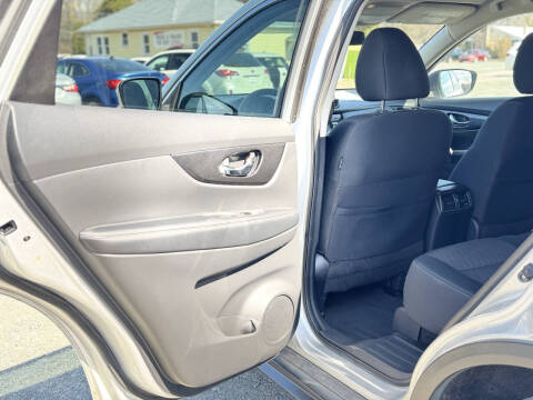 2017 Nissan Rogue SV