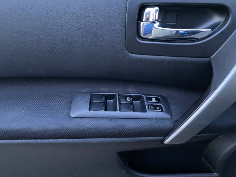 2008 Nissan Rogue SL