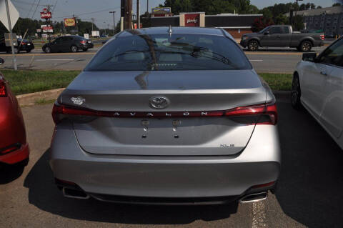 2020 Toyota Avalon XLE
