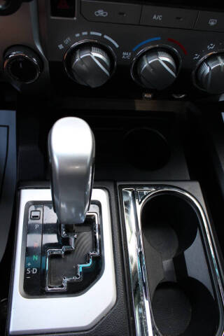 2015 Toyota Tundra SR5