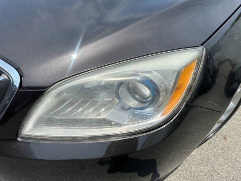 2012 Buick Verano Leather Group