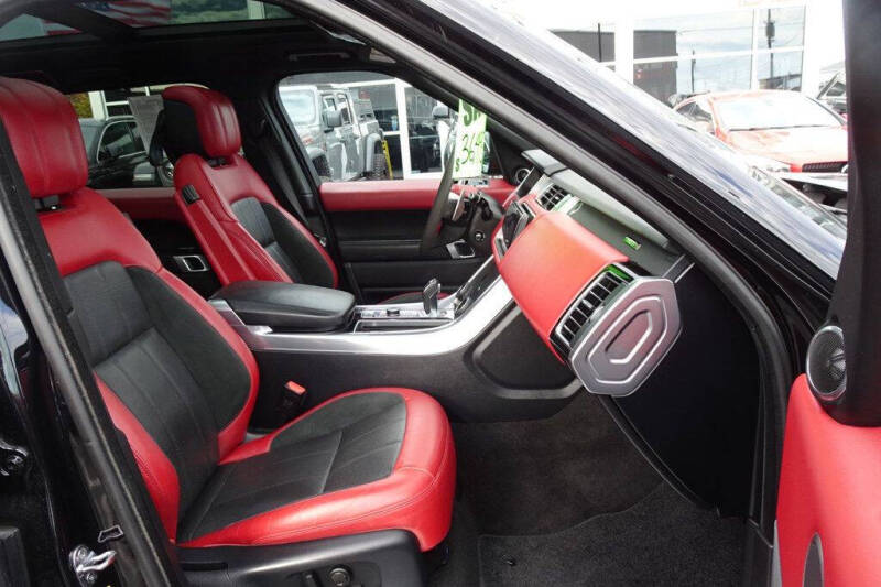 2020 Land Rover Range Rover Sport HST