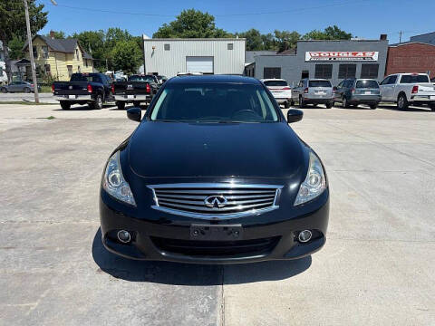 2015 Infiniti Q40
