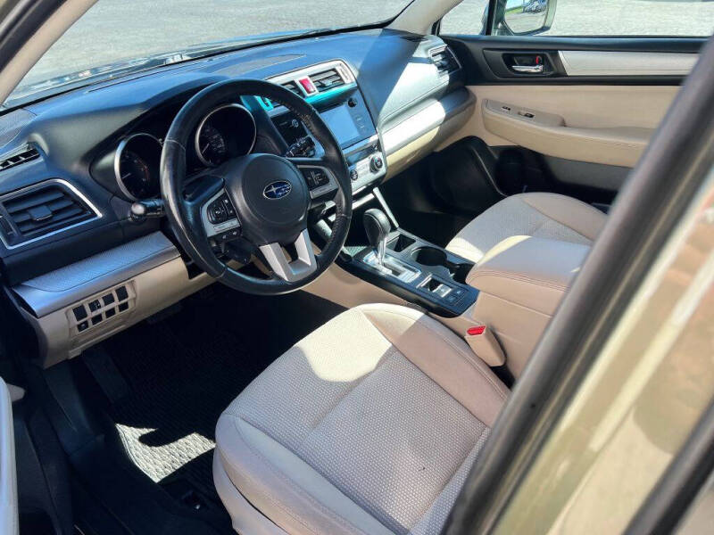 2017 Subaru Outback 2.5i Premium