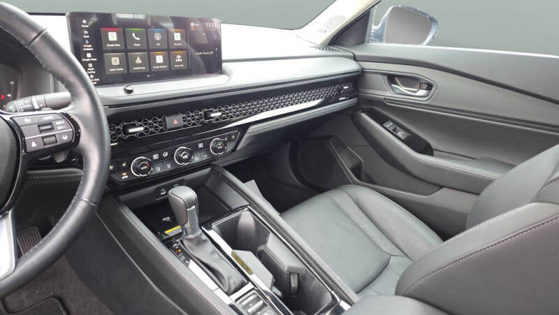 2025 Honda Accord Hybrid Touring