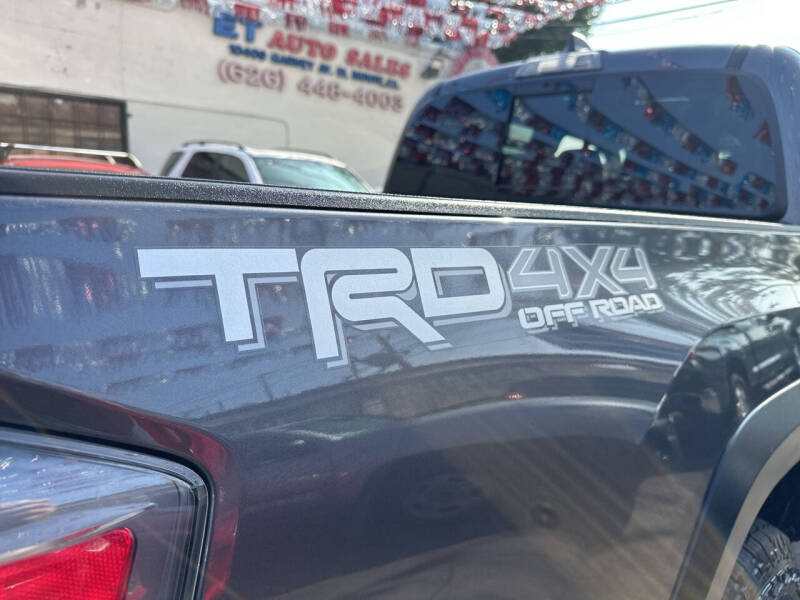 2022 Toyota Tacoma TRD Off Road photo 20