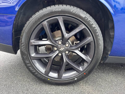 2021 Dodge Challenger SXT