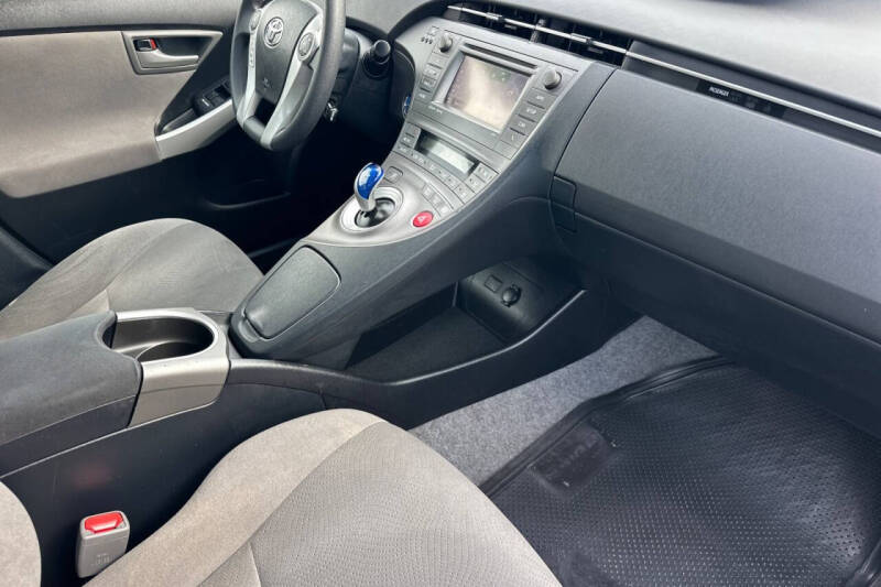 2014 Toyota Prius Four