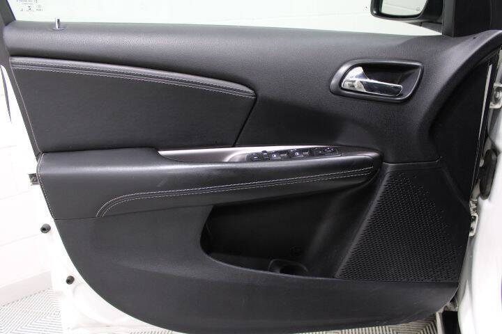 2019 Dodge Journey Crossroad