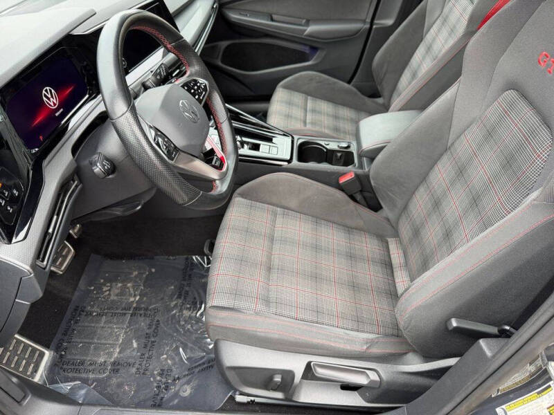 2023 Volkswagen Golf GTI 40th Anniversary Edition