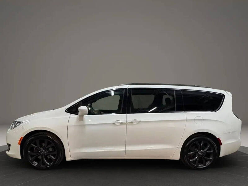 2019 Chrysler Pacifica Touring Plus