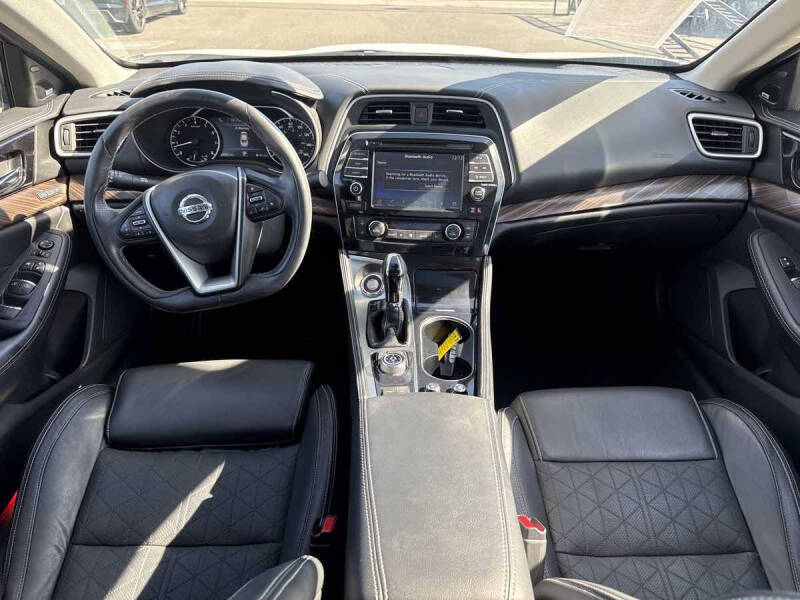 2017 Nissan Maxima Platinum