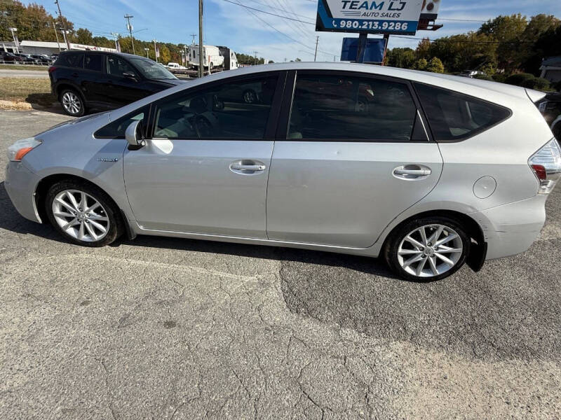 2012 Toyota Prius v Three