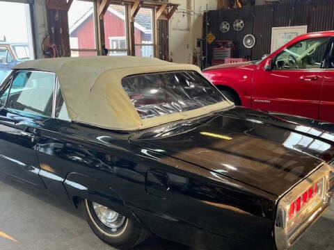 1965 Ford Thunderbird